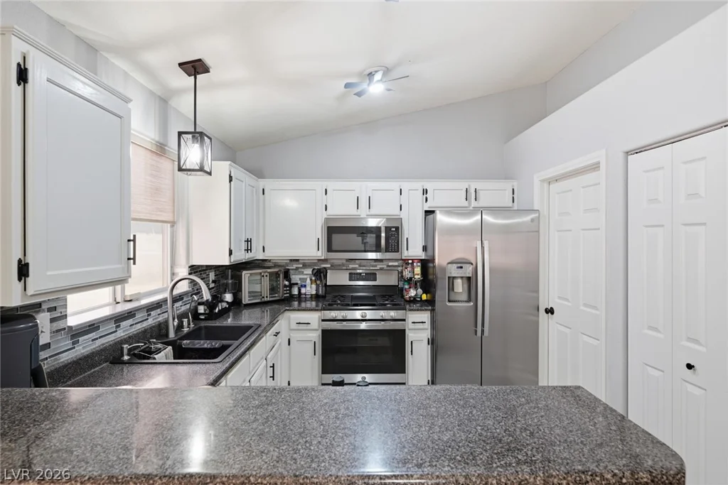 9357 Willow Meadow, Las Vegas, NV 89129