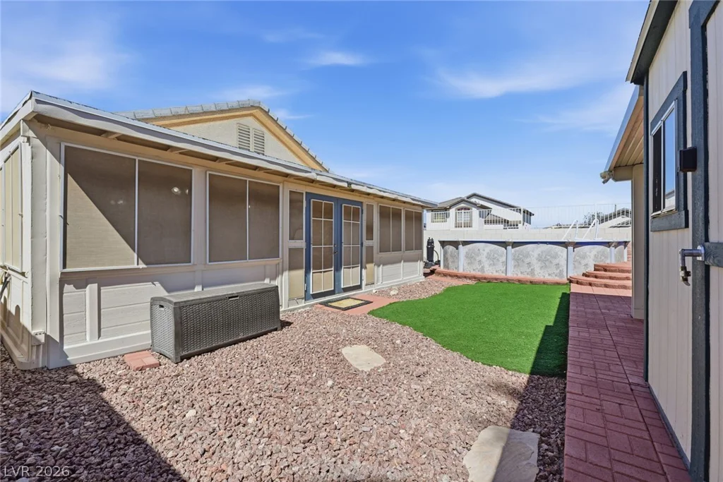 9357 Willow Meadow, Las Vegas, NV 89129