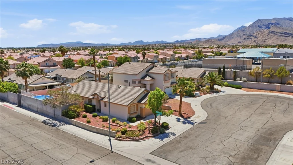 9357 Willow Meadow, Las Vegas, NV 89129