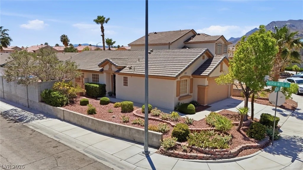 9357 Willow Meadow, Las Vegas, NV 89129