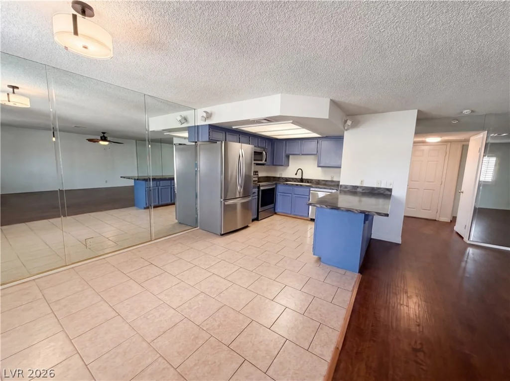 1325 Keifer, Las Vegas, NV 89128