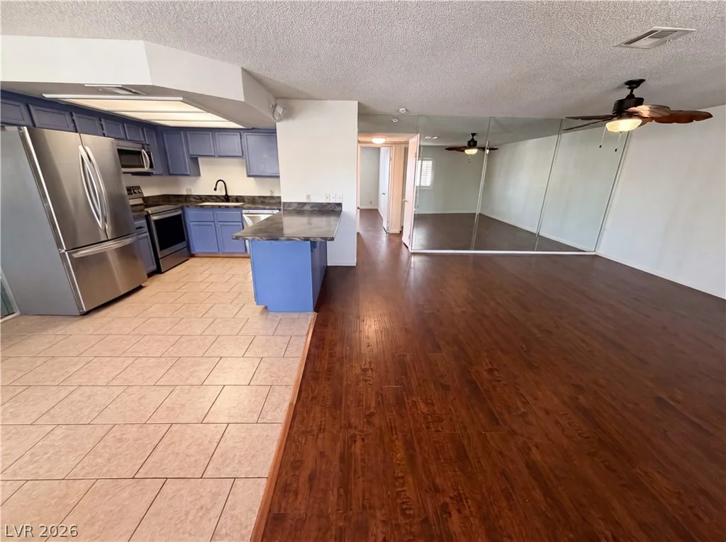 1325 Keifer, Las Vegas, NV 89128