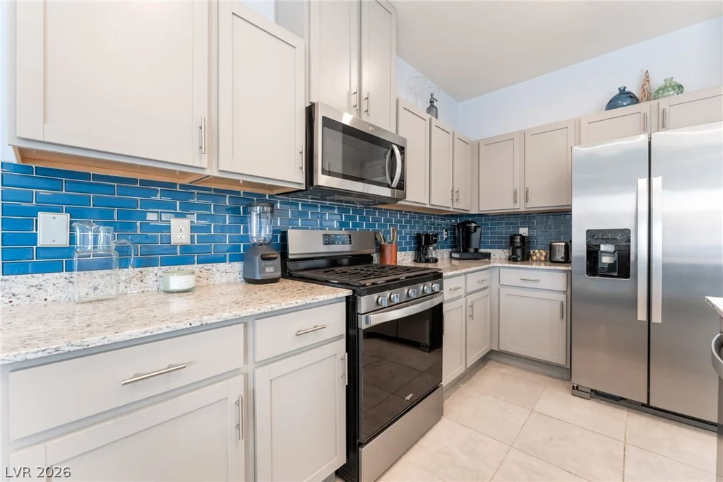 7059 Alabaster Peak, Las Vegas, NV 89166