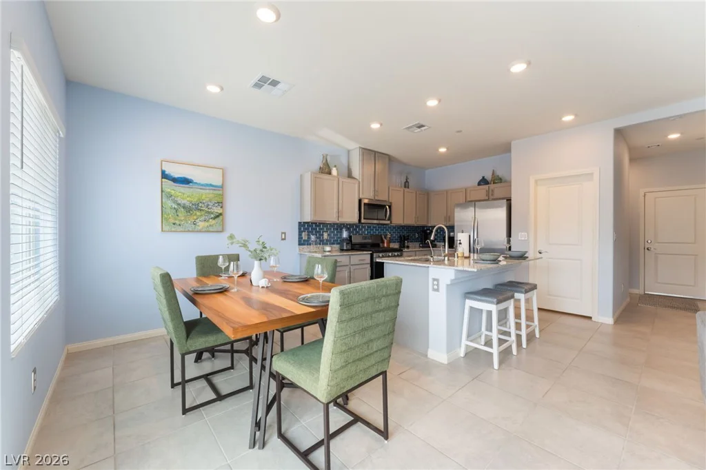 7059 Alabaster Peak, Las Vegas, NV 89166