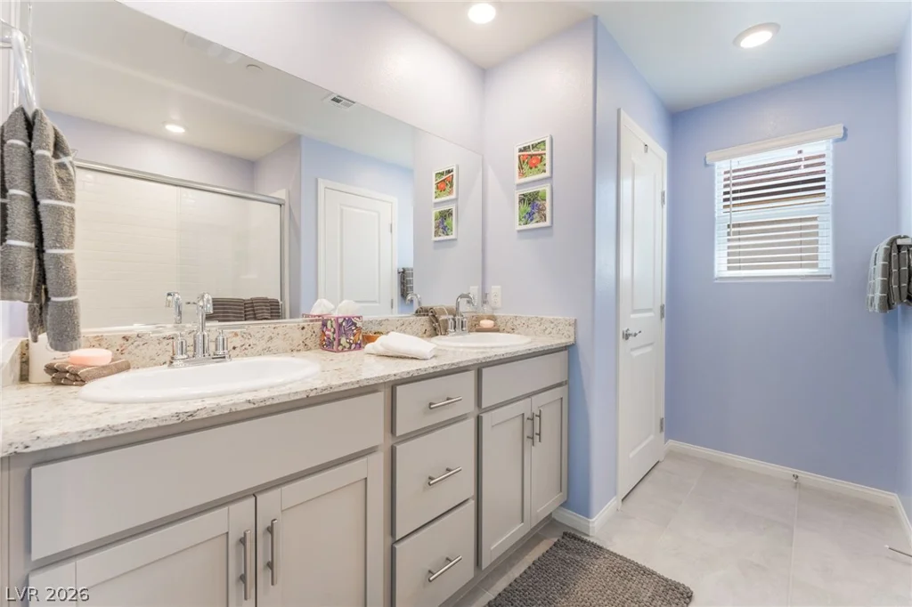 7059 Alabaster Peak, Las Vegas, NV 89166