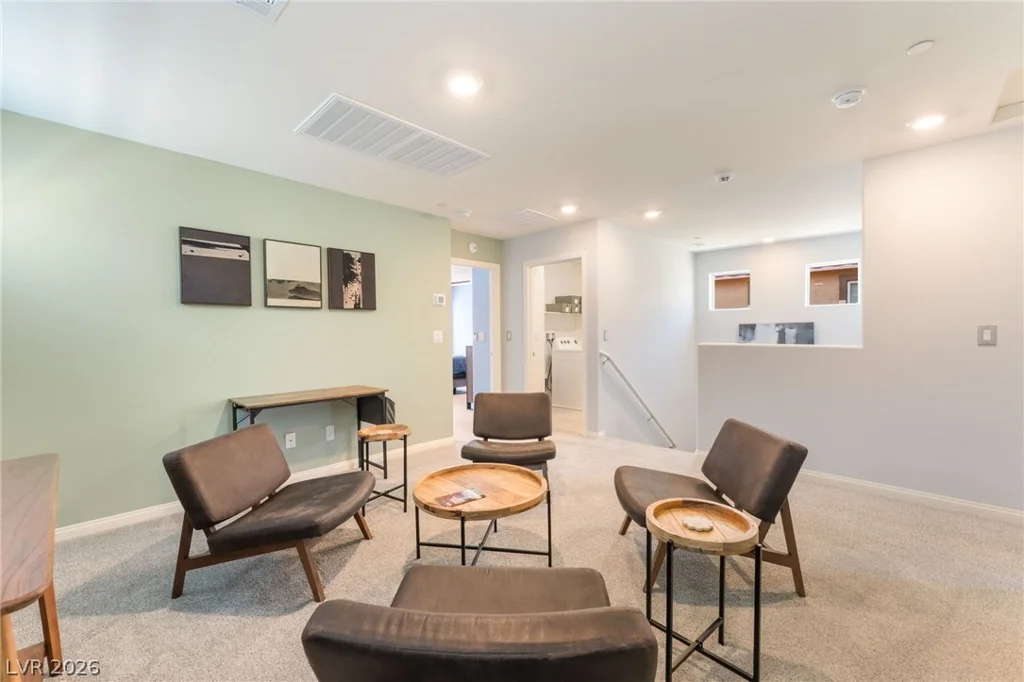 7059 Alabaster Peak, Las Vegas, NV 89166