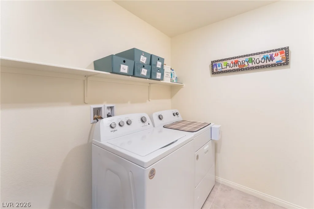 7059 Alabaster Peak, Las Vegas, NV 89166