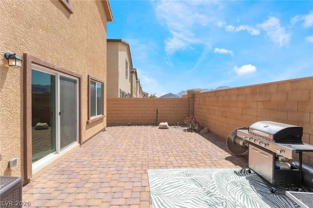 7059 Alabaster Peak, Las Vegas, NV 89166