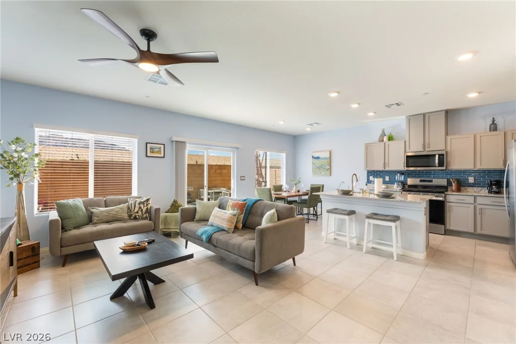 7059 Alabaster Peak, Las Vegas, NV 89166