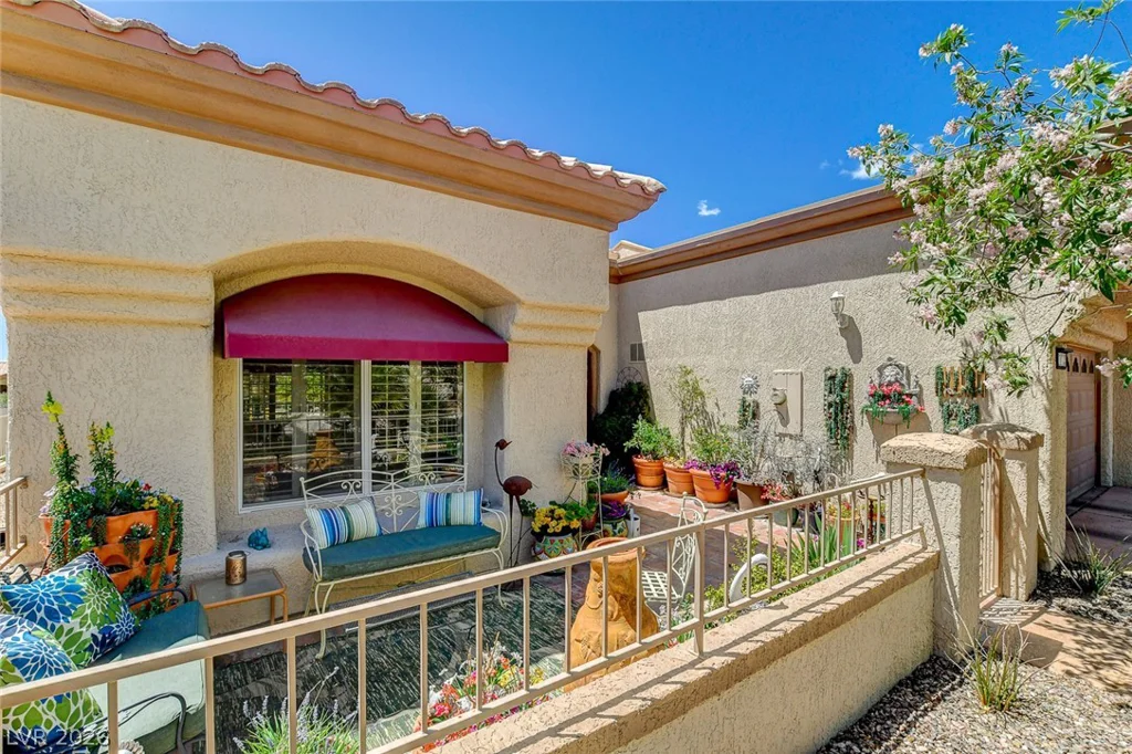 11033 Clear Meadows, Las Vegas, NV 89134