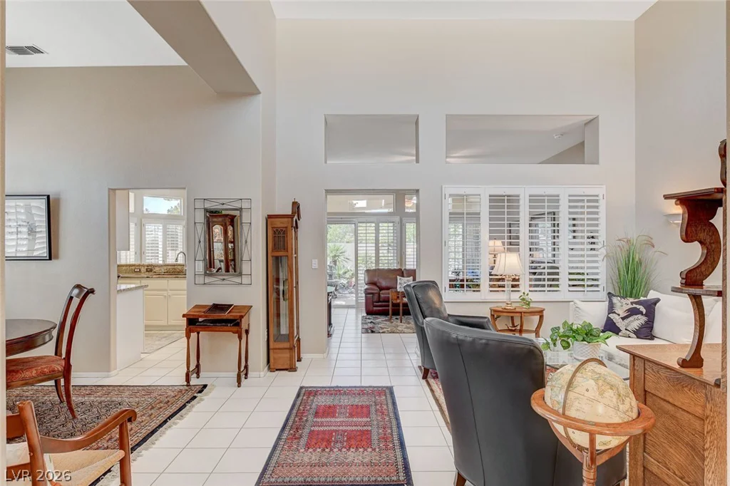 11033 Clear Meadows, Las Vegas, NV 89134
