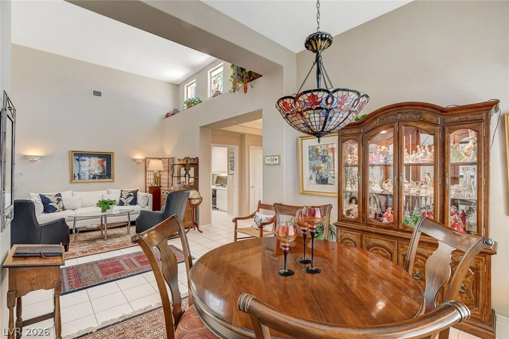11033 Clear Meadows, Las Vegas, NV 89134