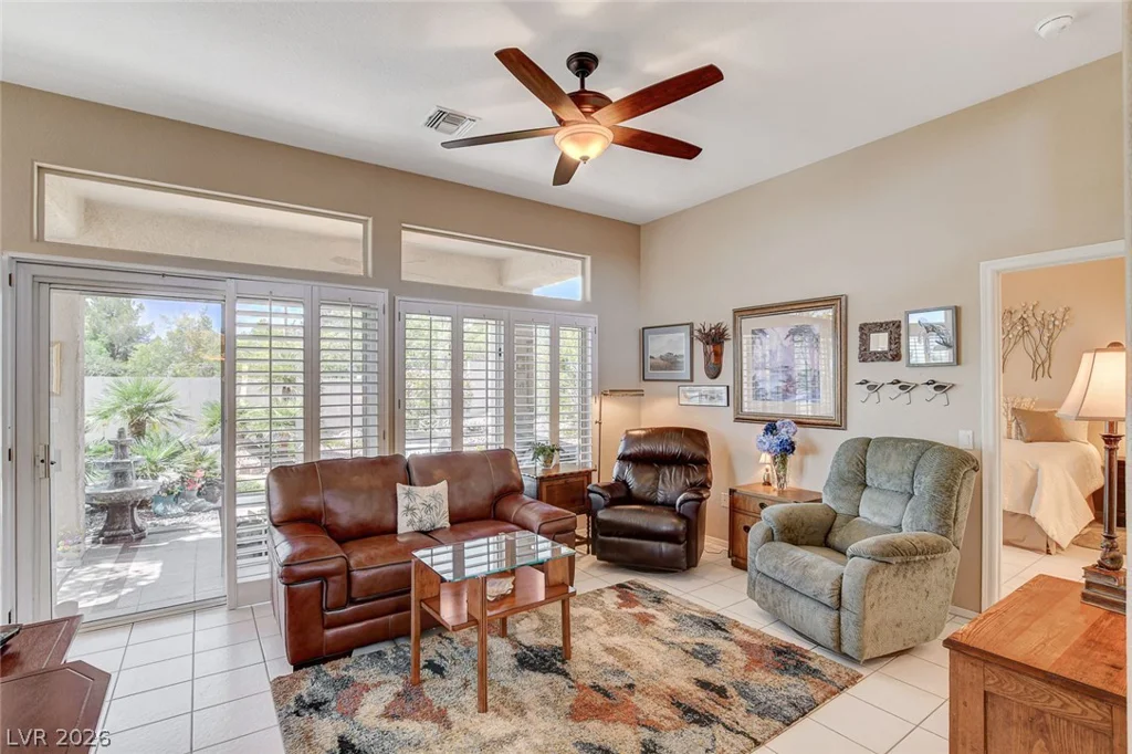 11033 Clear Meadows, Las Vegas, NV 89134