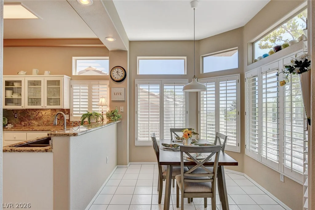 11033 Clear Meadows, Las Vegas, NV 89134