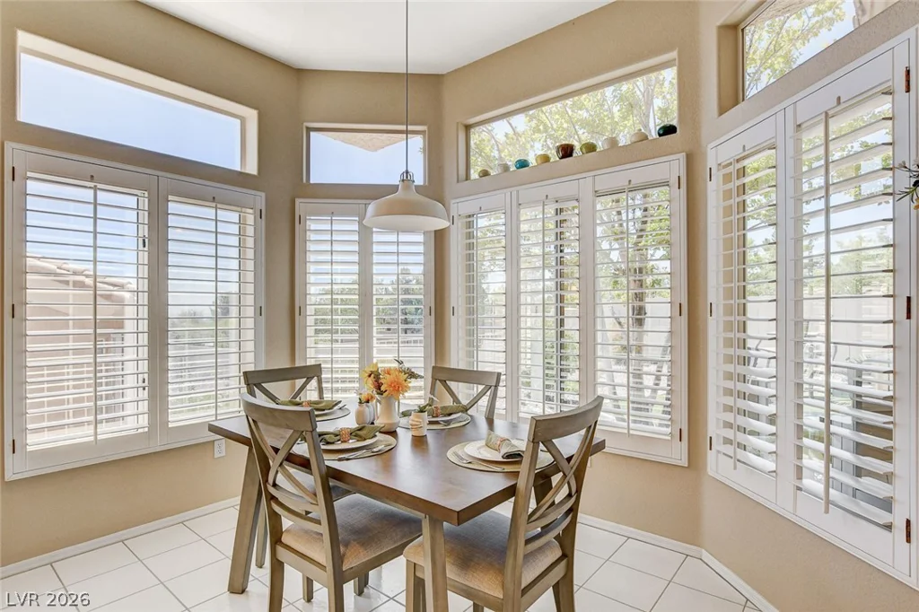 11033 Clear Meadows, Las Vegas, NV 89134