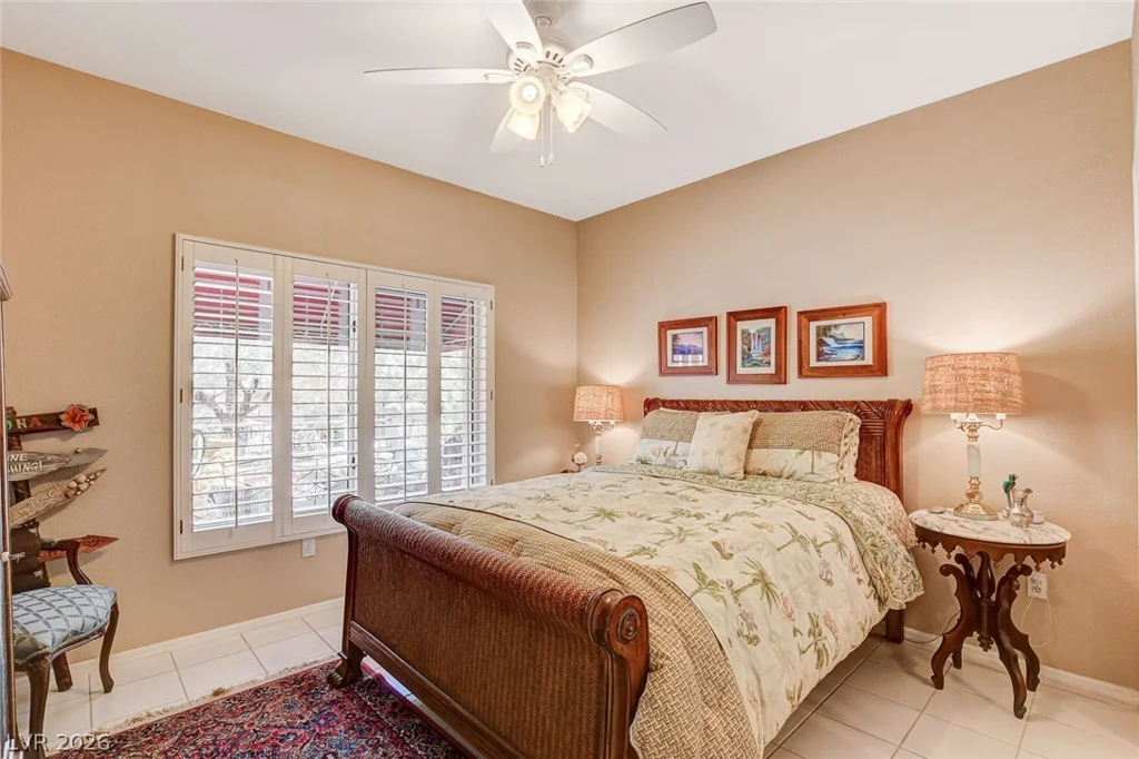 11033 Clear Meadows, Las Vegas, NV 89134