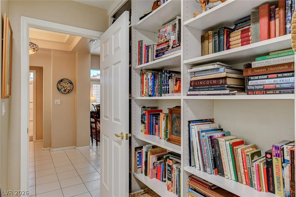 11033 Clear Meadows, Las Vegas, NV 89134