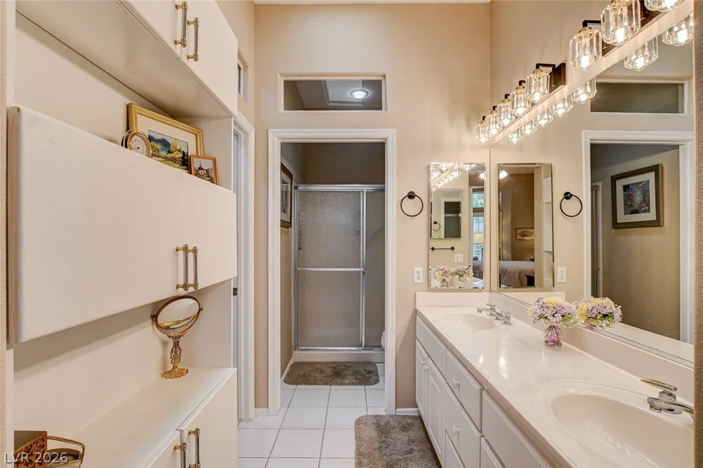 11033 Clear Meadows, Las Vegas, NV 89134