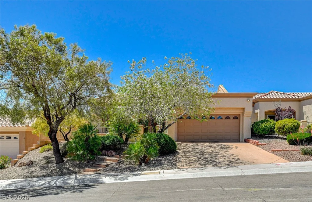11033 Clear Meadows, Las Vegas, NV 89134