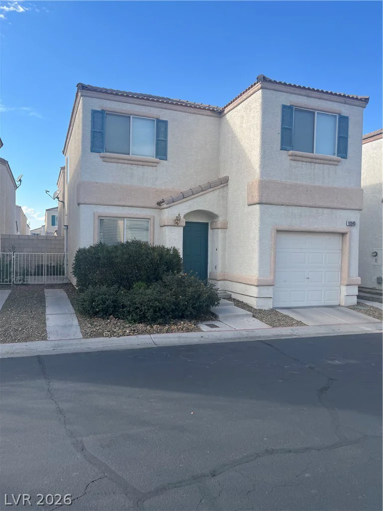 10045 Swimming Hole, Las Vegas, NV 89183