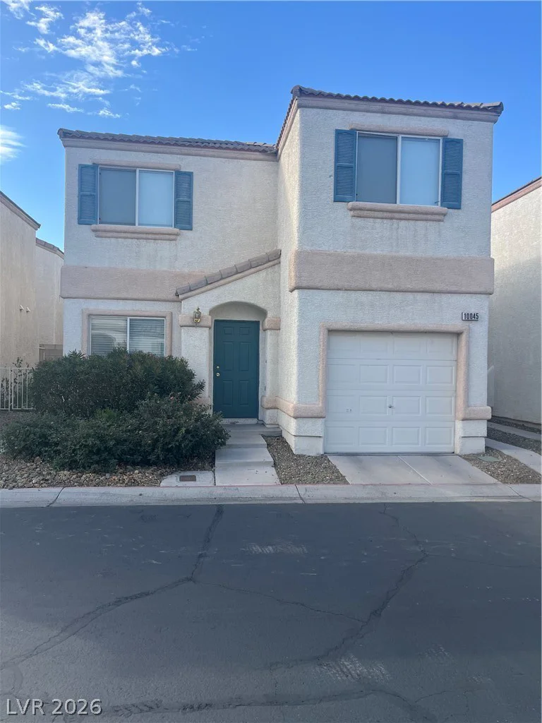 10045 Swimming Hole, Las Vegas, NV 89183