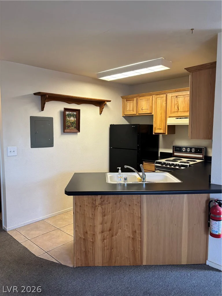 470 Elm, Las Vegas, NV 89169
