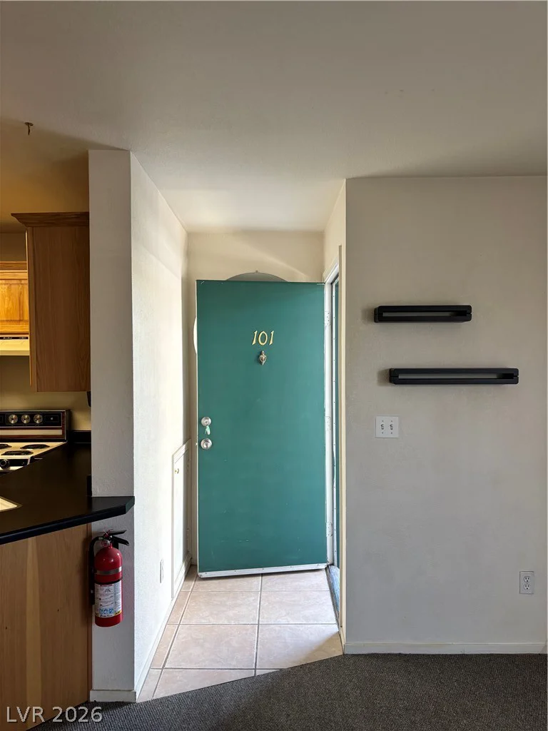 470 Elm, Las Vegas, NV 89169