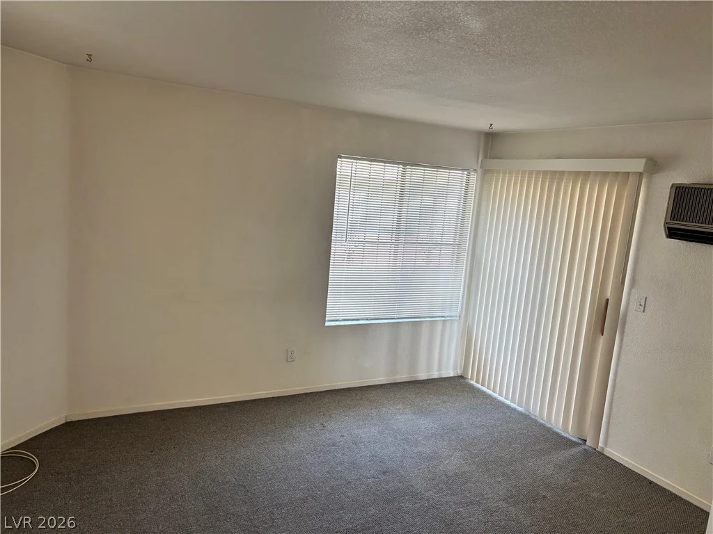 470 Elm, Las Vegas, NV 89169