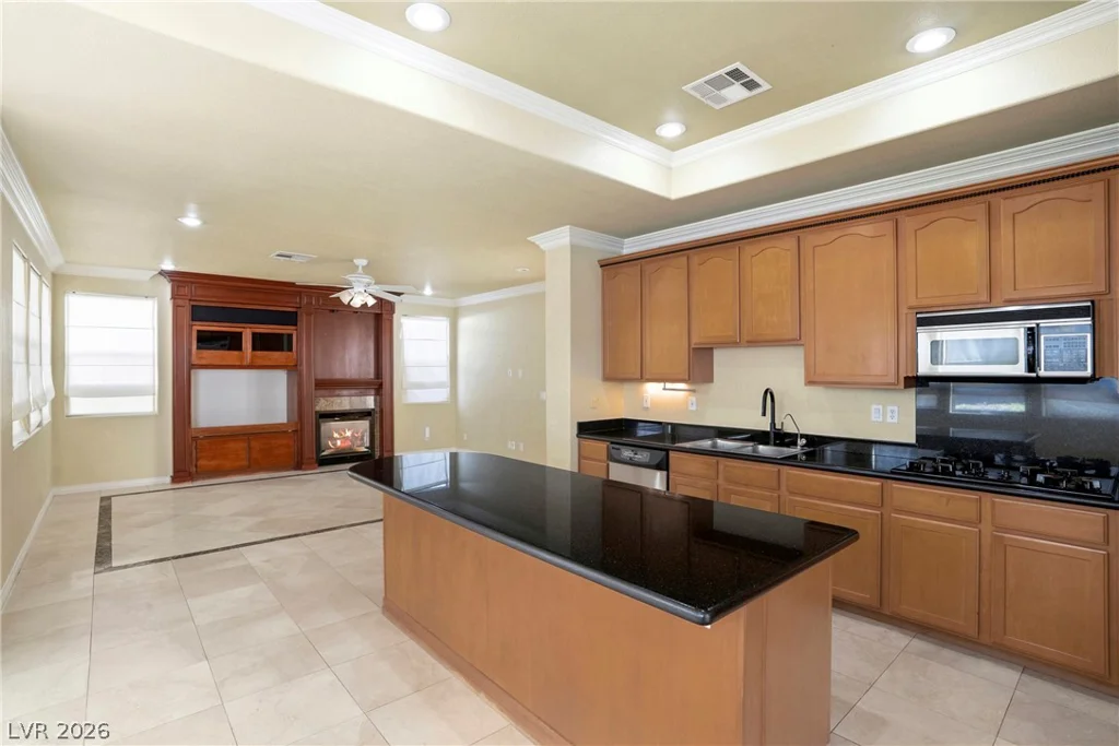 9721 Royal Lamb, Las Vegas, NV 89145