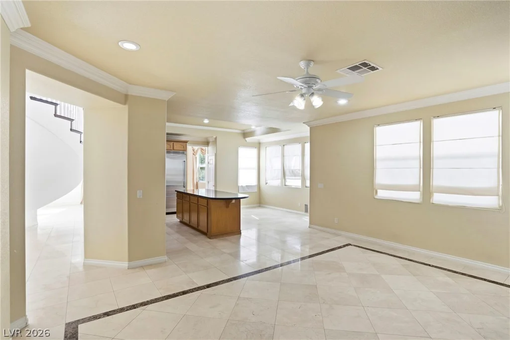 9721 Royal Lamb, Las Vegas, NV 89145