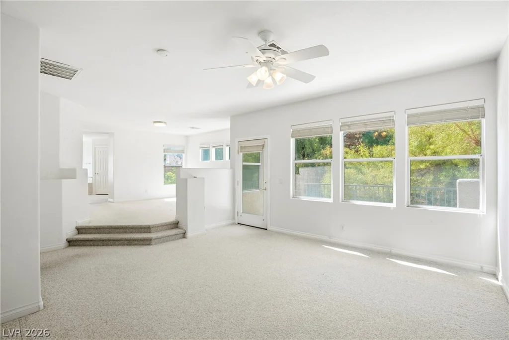9721 Royal Lamb, Las Vegas, NV 89145