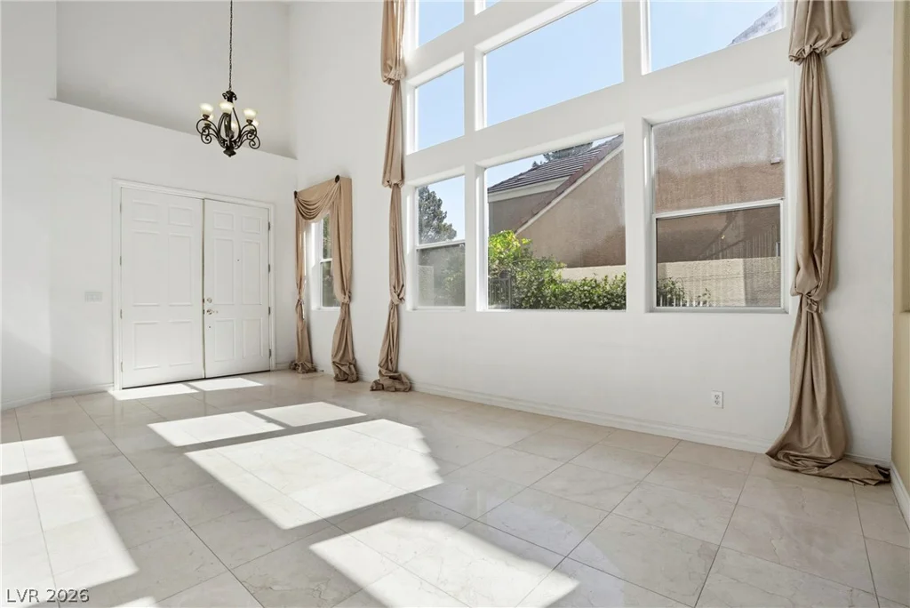 9721 Royal Lamb, Las Vegas, NV 89145