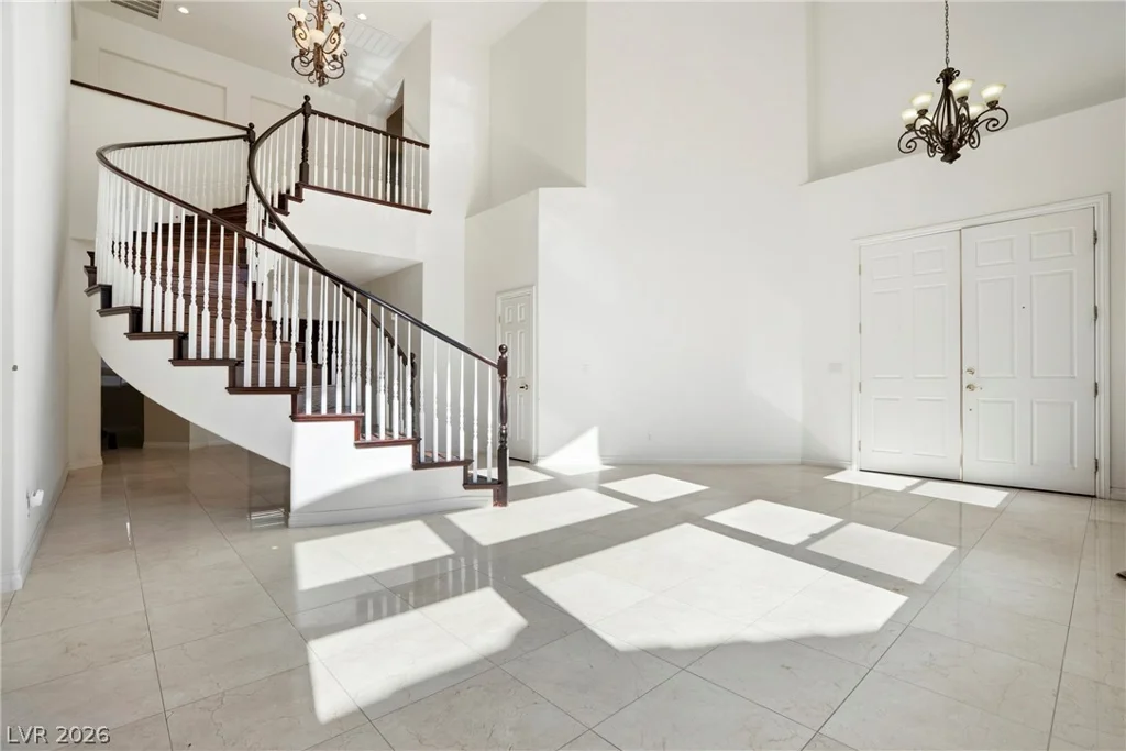 9721 Royal Lamb, Las Vegas, NV 89145