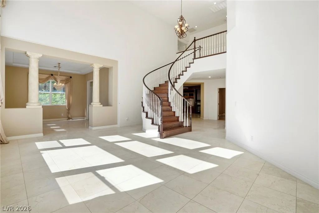 9721 Royal Lamb, Las Vegas, NV 89145