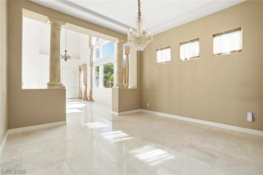 9721 Royal Lamb, Las Vegas, NV 89145