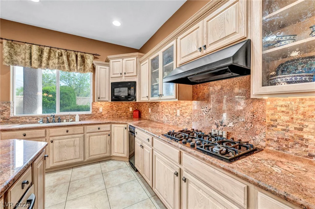 176 Brushton, Las Vegas, NV 89138