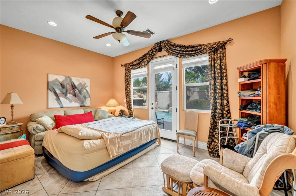 176 Brushton, Las Vegas, NV 89138