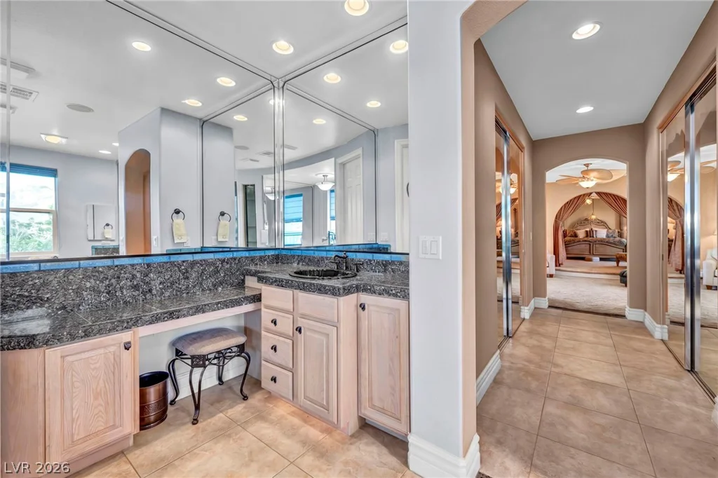 176 Brushton, Las Vegas, NV 89138