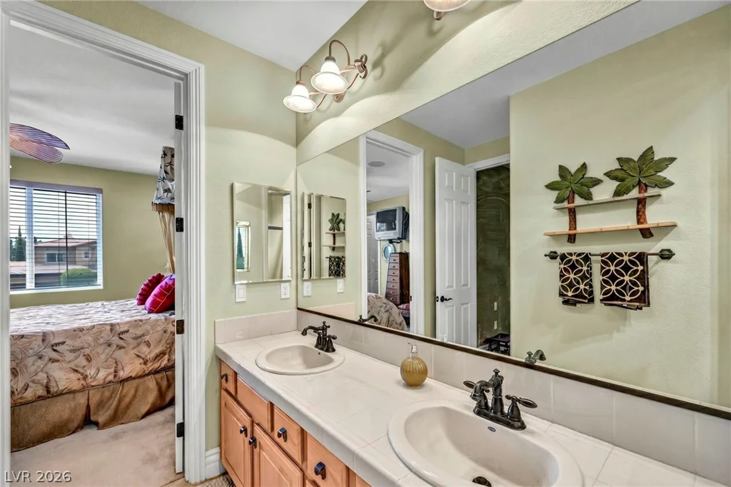 176 Brushton, Las Vegas, NV 89138