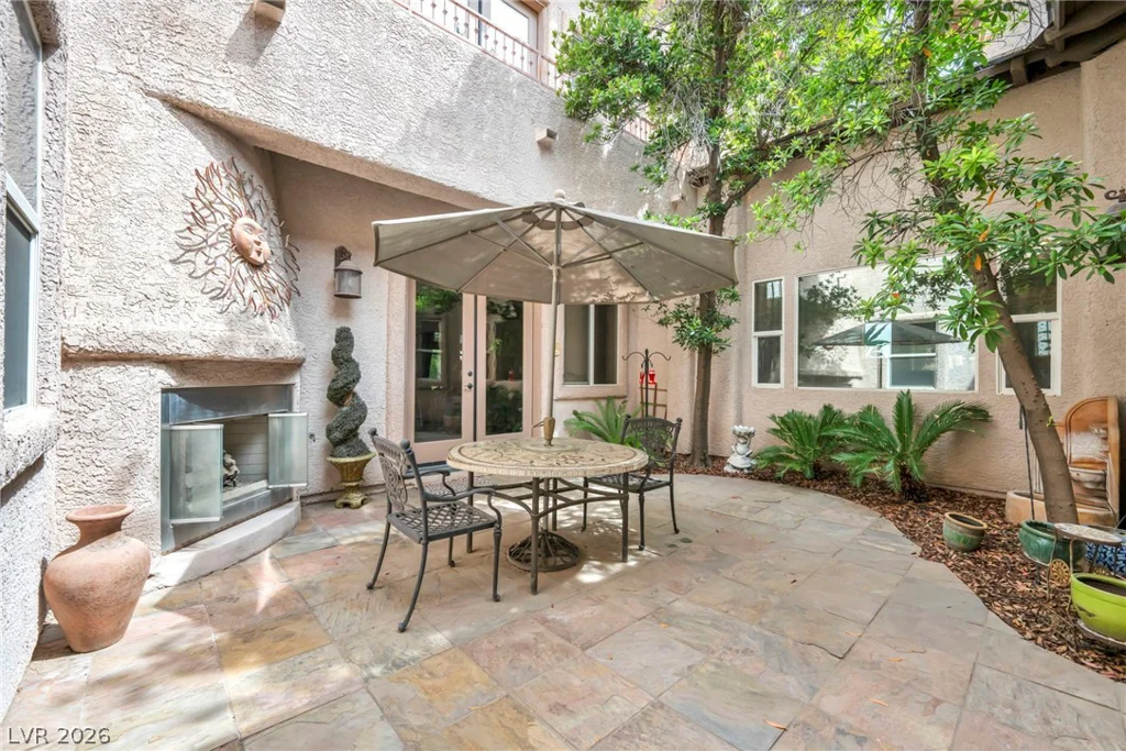 176 Brushton, Las Vegas, NV 89138