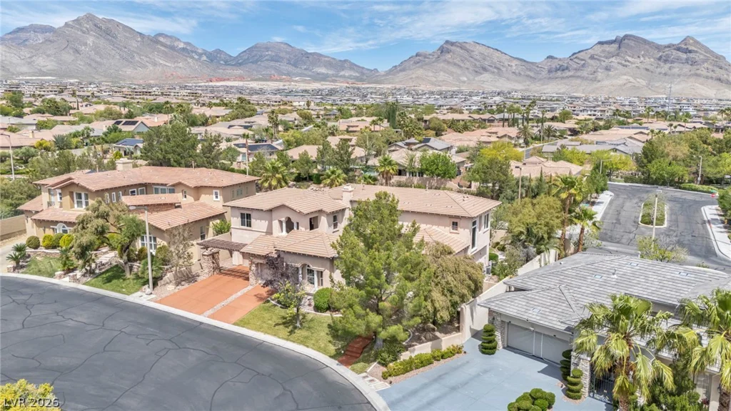 176 Brushton, Las Vegas, NV 89138