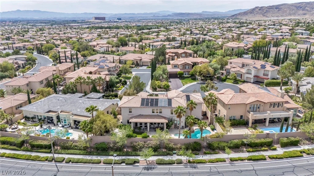 176 Brushton, Las Vegas, NV 89138