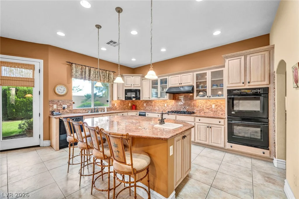 176 Brushton, Las Vegas, NV 89138