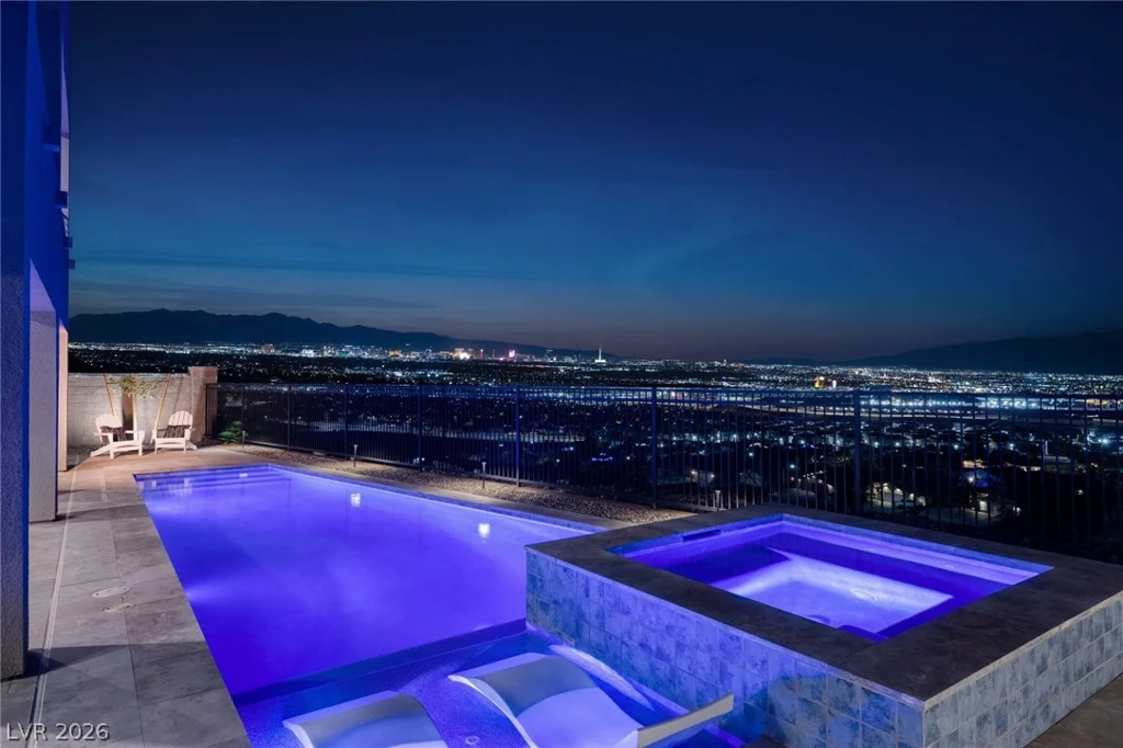 214 Shaded Canyon, Henderson, NV 89012