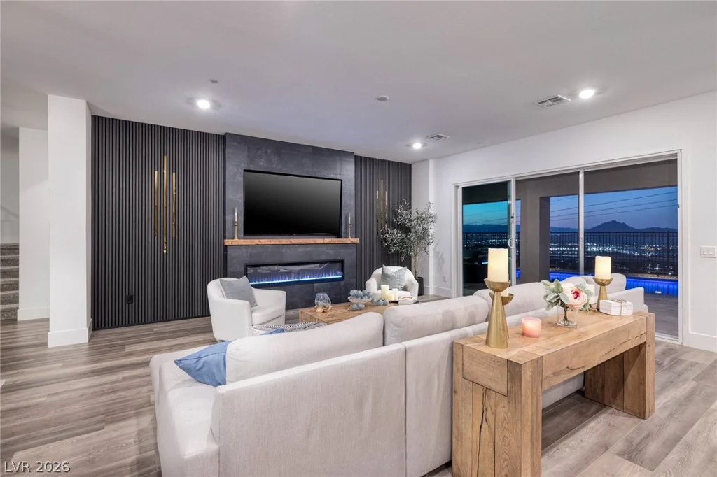 214 Shaded Canyon, Henderson, NV 89012