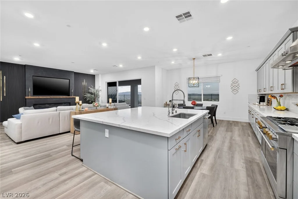 214 Shaded Canyon, Henderson, NV 89012