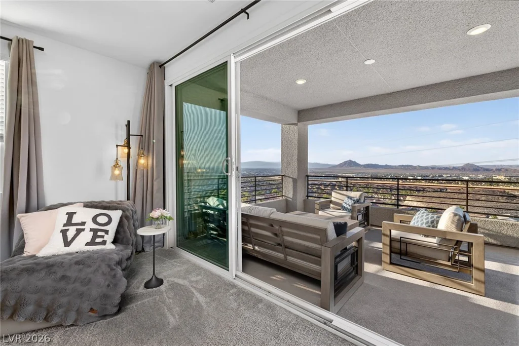 214 Shaded Canyon, Henderson, NV 89012