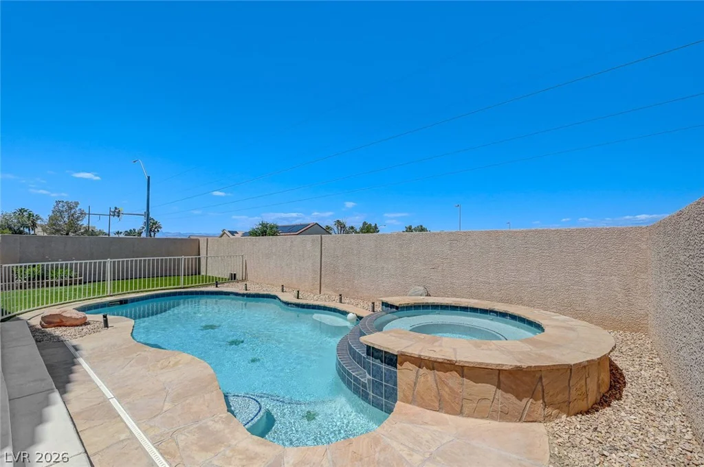 308 Jolly January, Las Vegas, NV 89183
