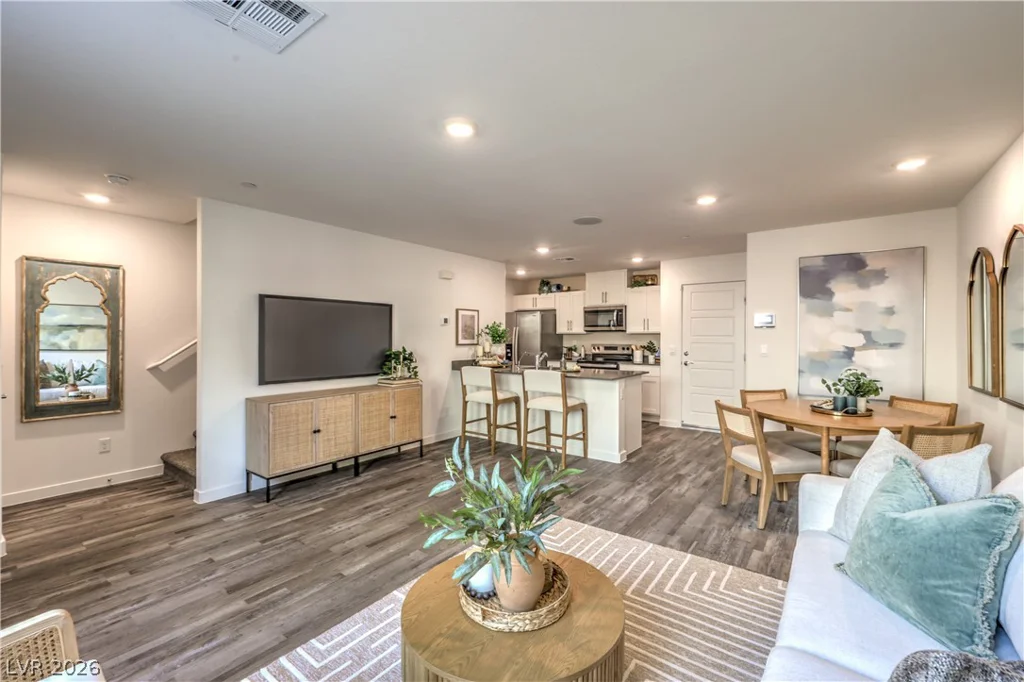 9849 Hidden Pass, Las Vegas, NV 89178