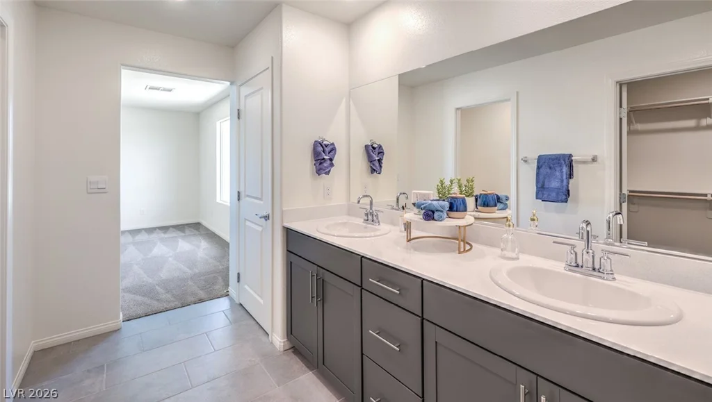 7400 Dominguez Bay, North Las Vegas, NV 89084